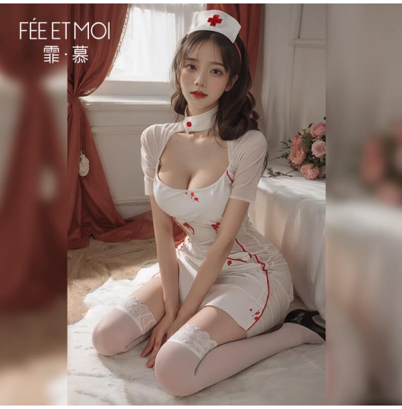 FEE ET MOI - COS Little Nurse Costume (White - Red)